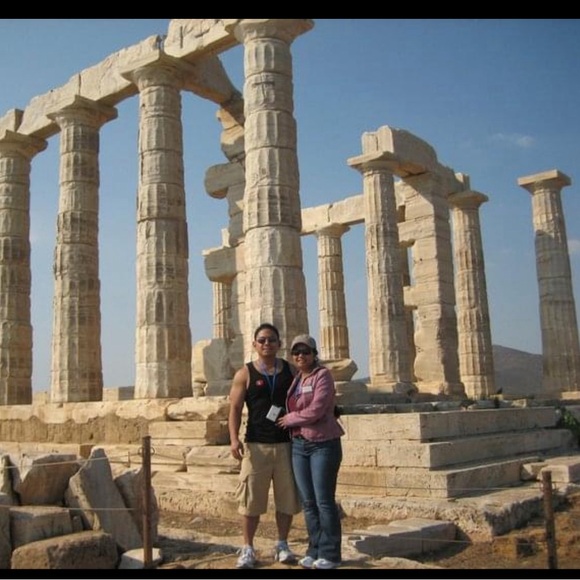 Meet your Posher, Gigi - Picture 2 of 16